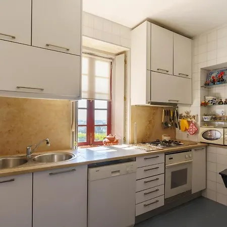 With Private Pool And Garden By Go2oporto