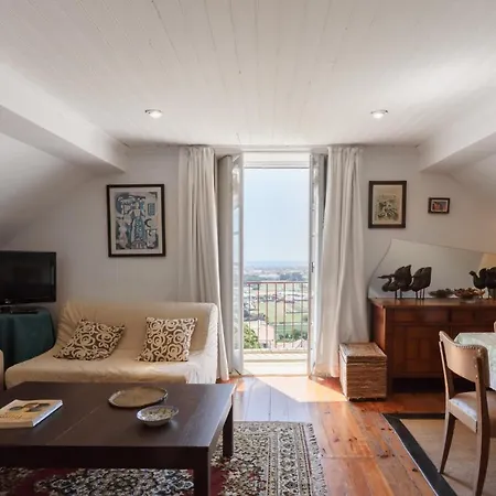 With Private Pool And Garden By Go2oporto
