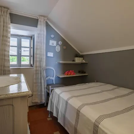 With Private Pool And Garden By Go2oporto * Terroso